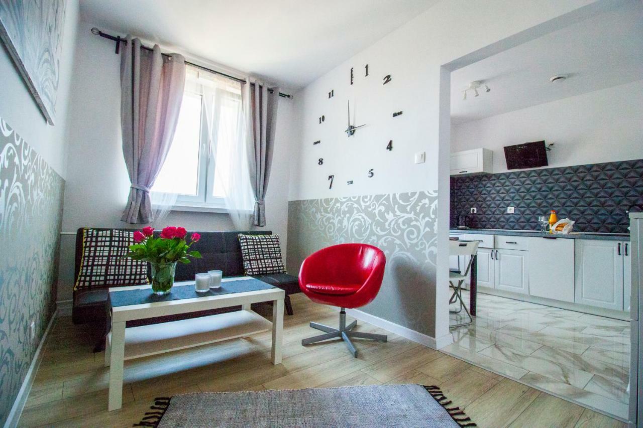 Niebianski Apartament Жешув Экстерьер фото